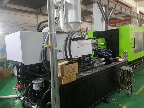 500T注塑機